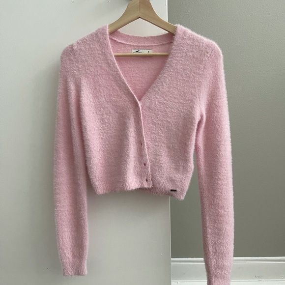 Hollister Crop Cozy Fuzzy Cardigan 